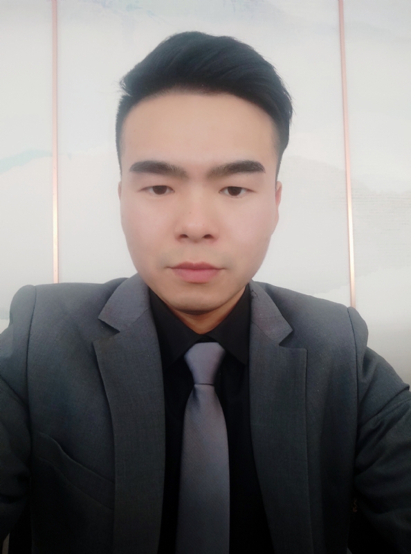 穿西装的鲨鱼的第一张照片--黄石认干亲服务网